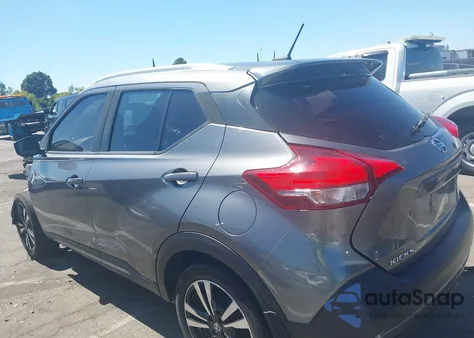 2019 Nissan Kicks Sr z USA, uszkodzony, nr VIN 3N1CP5CU0KL538923